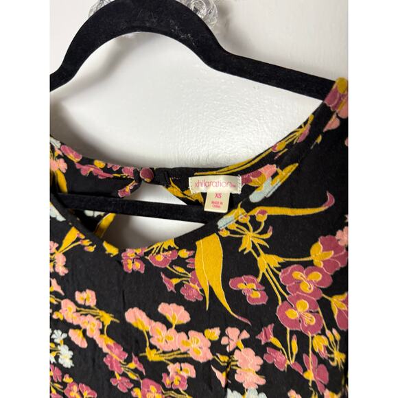 Xhilaration Tunic Top Blouse Women's XS Black Moody Floral Boho Peasant Ruffle - Picture 6 of 8